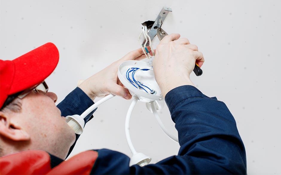recherche électricien Versailles